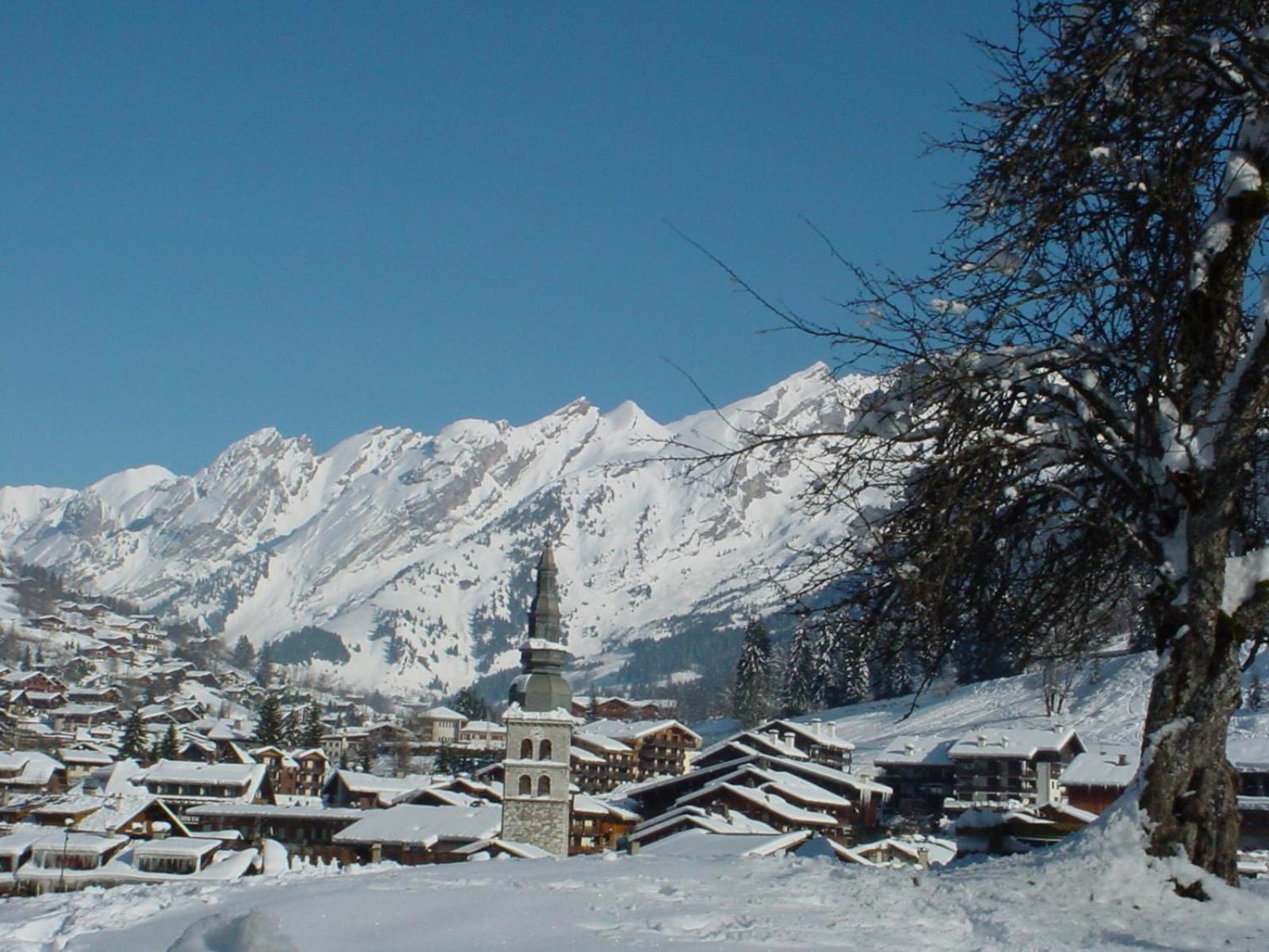 Residence - Les Grandes Alpes La Clusaz Exterior photo